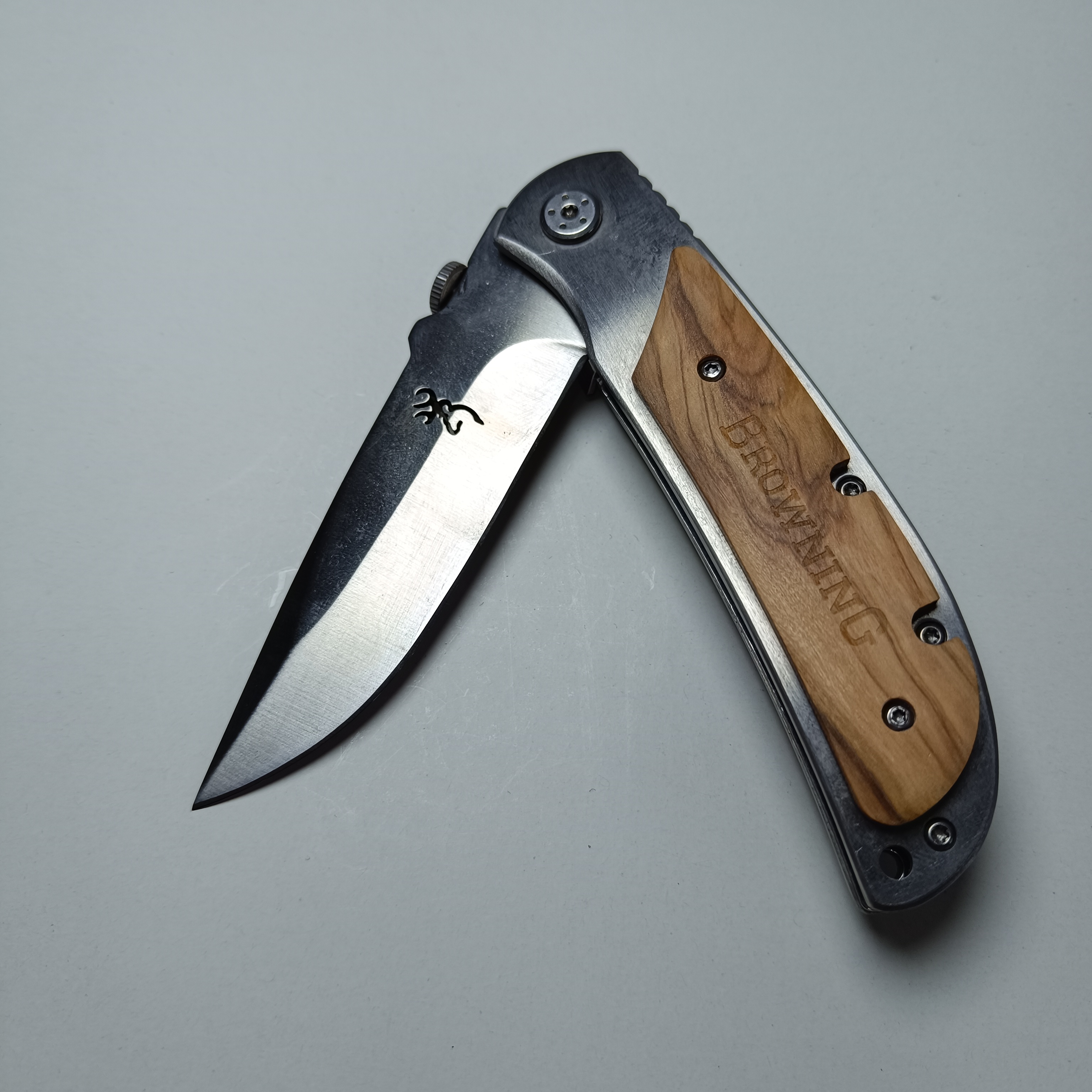 چاقو جیبی تاشو Browning مدل دسته چوبی